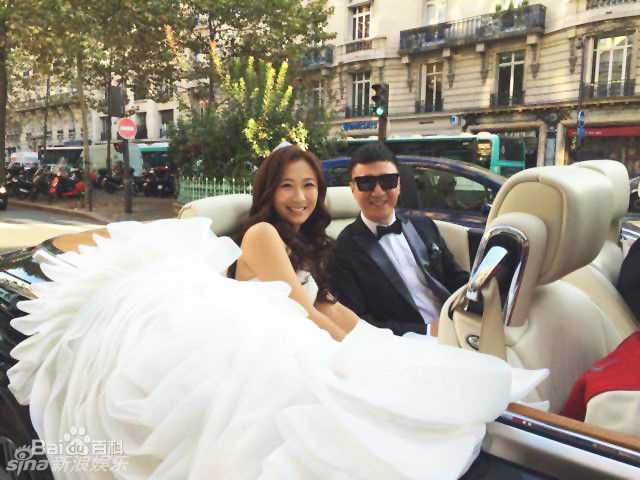 孙红雷与王骏迪婚纱照图册