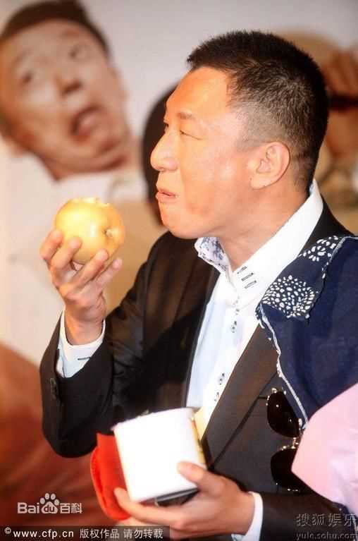 最新孙红雷在2009《决战刹马镇》宣传照中的图集