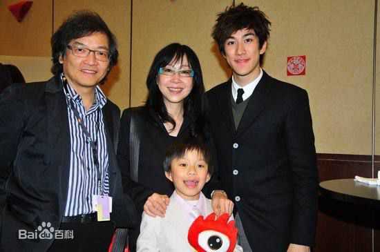 最新余男(Yu Nan)精彩图册