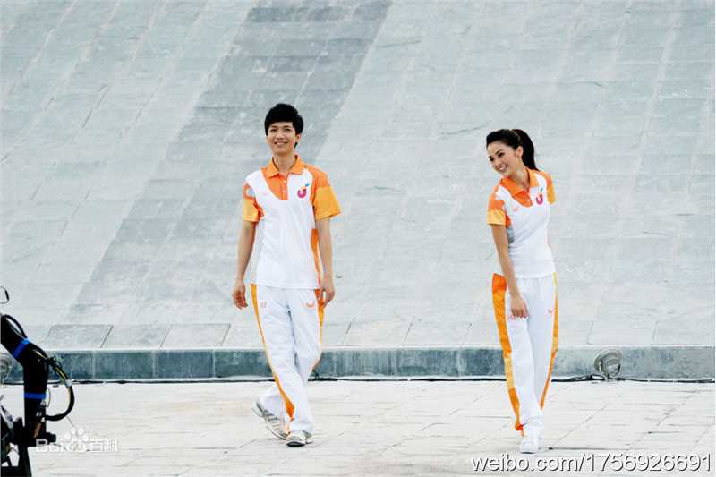 陈楚生2011第26届大学生运动会形象大使图册