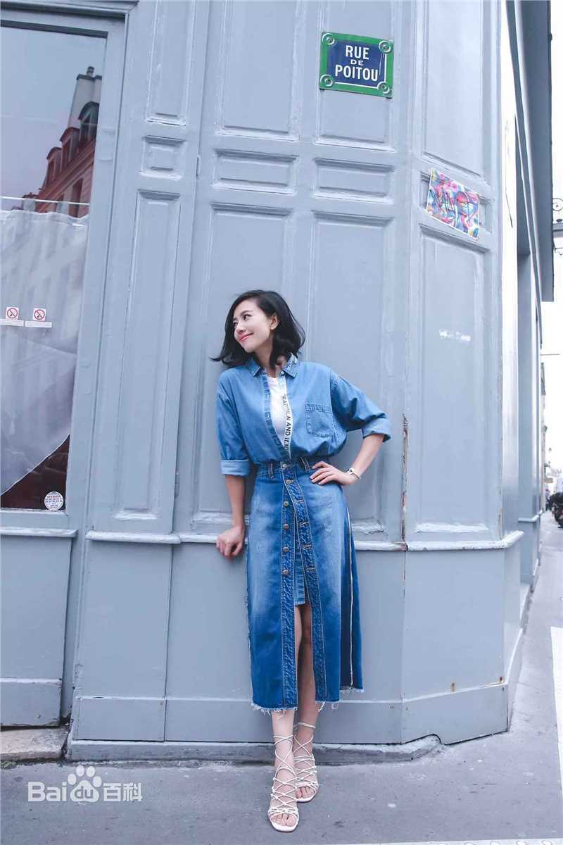 高圆圆(Gao Yuanyuan)街拍性感图片图集