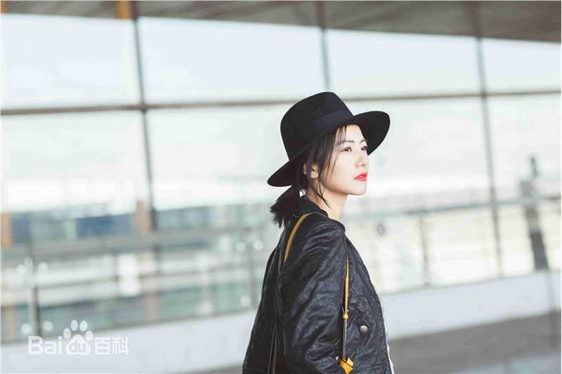 高圆圆(Gao Yuanyuan)参加时装周图片图集