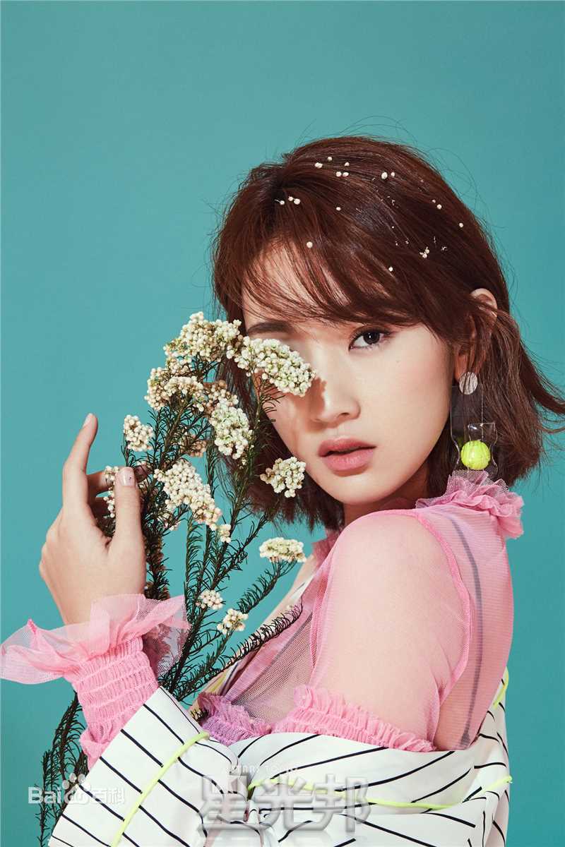 孙艺宁星光邦素颜照相册