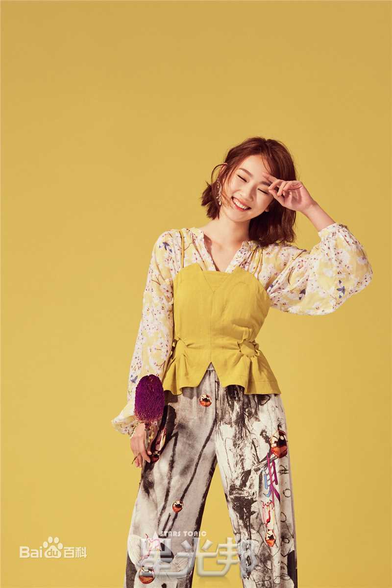 孙艺宁星光邦素颜照相册