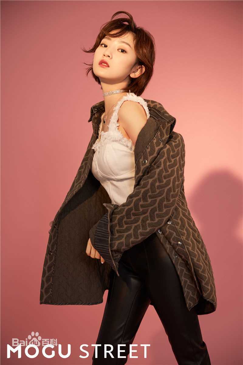 孙艺宁蘑菇街 街拍性感图片壁纸