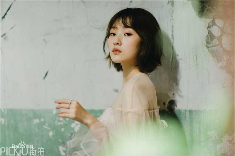 孙艺宁pick u前后照片