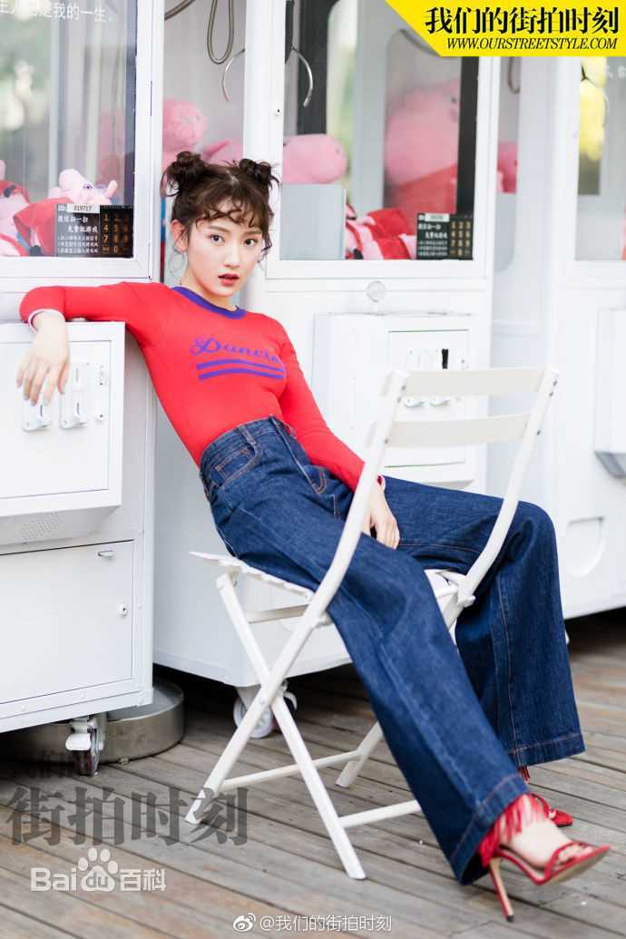 孙艺宁我们的街拍时刻素颜照壁纸