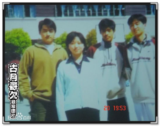 胡歌(Hugh)成长照片壁纸壁纸