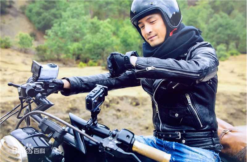 胡歌(Hugh)歌行云南摄影展图片图册