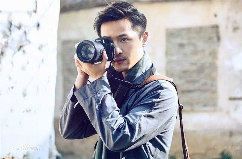 胡歌(Hugh)歌行云南摄影展图片图册