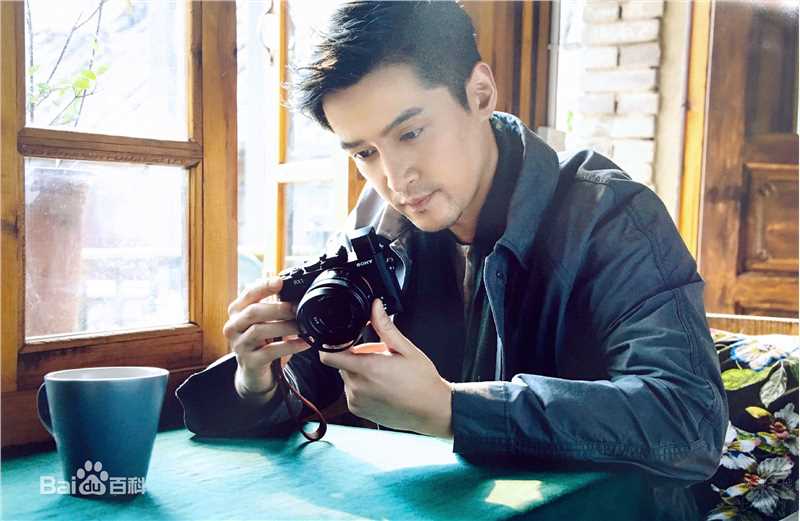 胡歌(Hugh)歌行云南摄影展图片图册