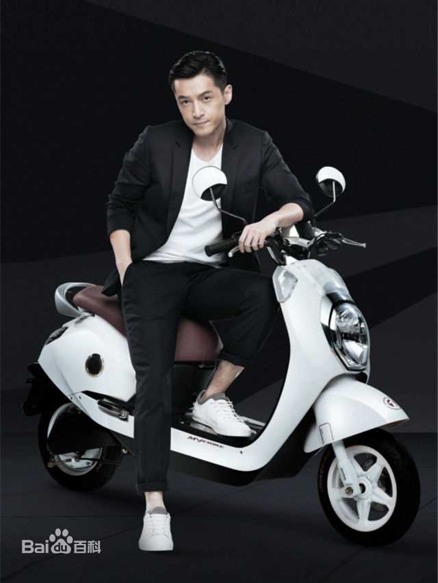 胡歌(Hugh)代言照图片图集