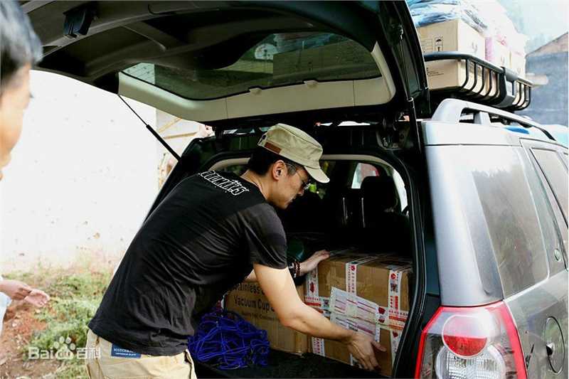 胡歌(Hugh)2013云南之行生活照