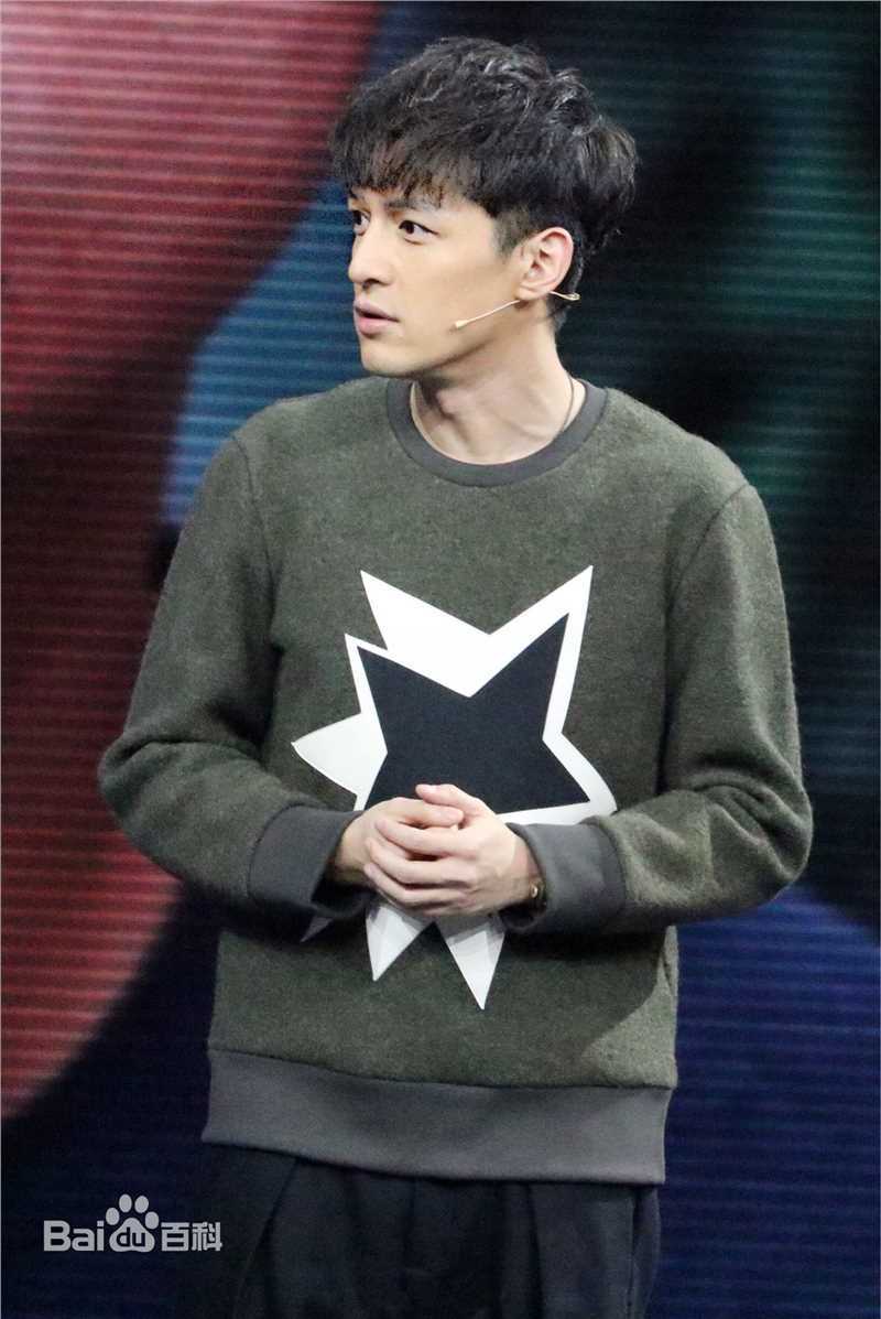 胡歌(Hugh)大戏看北京前后照片