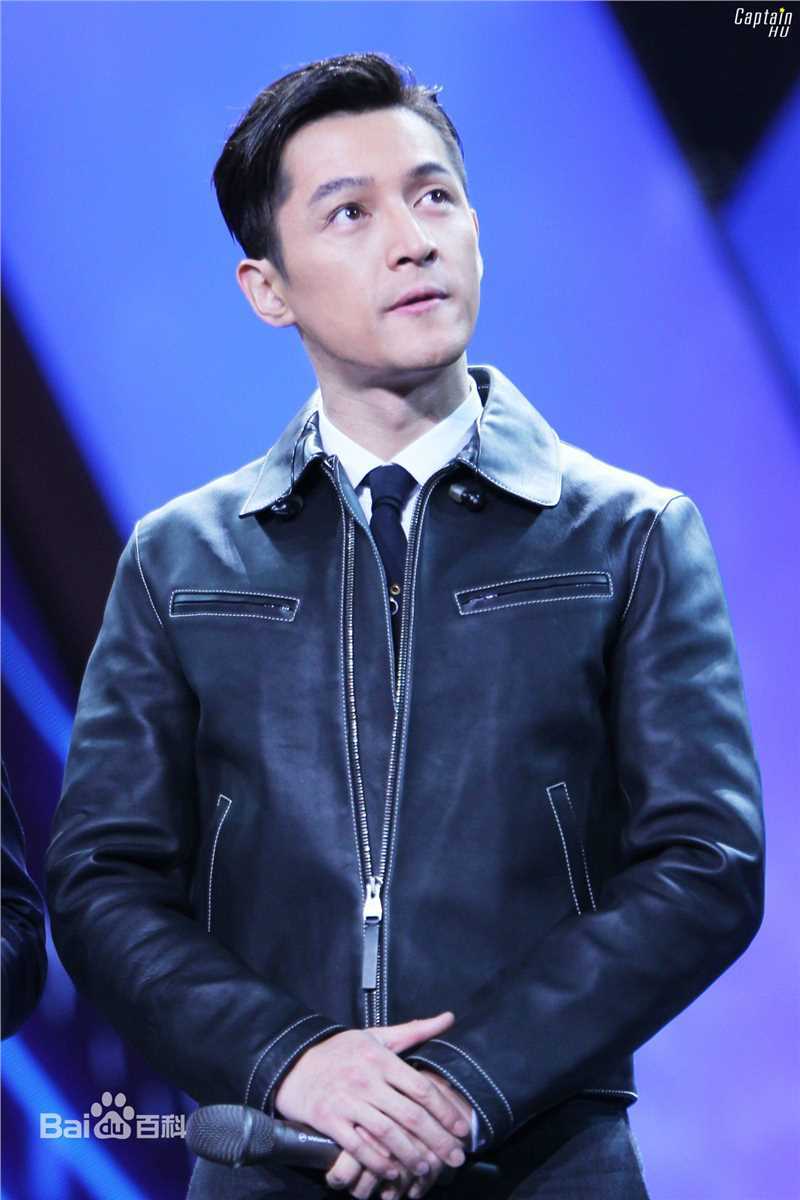 胡歌(Hugh)东方卫视跨年晚会素颜照相册
