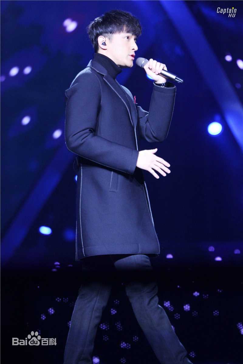 胡歌(Hugh)东方卫视跨年晚会素颜照相册