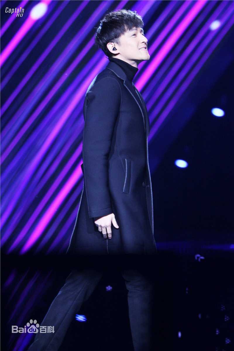 胡歌(Hugh)东方卫视跨年晚会素颜照相册