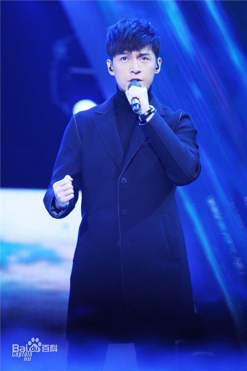 胡歌(Hugh)东方卫视跨年晚会素颜照相册