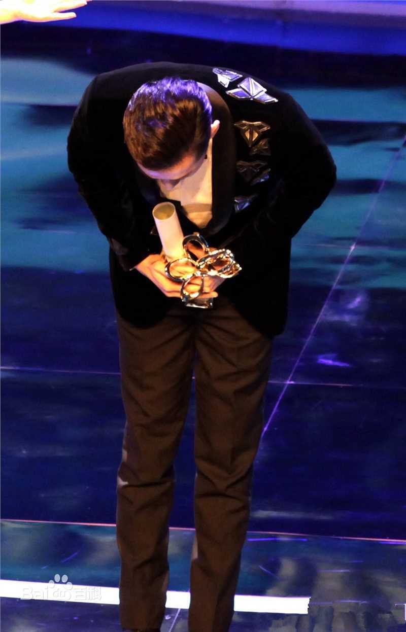 胡歌(Hugh)白玉兰奖最佳男主角性感图片图集