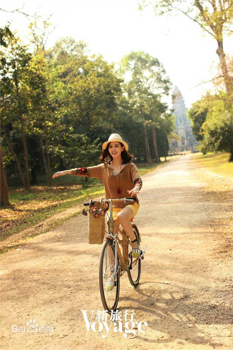 刘诗诗(Liu Shishi)时尚街拍图素颜照