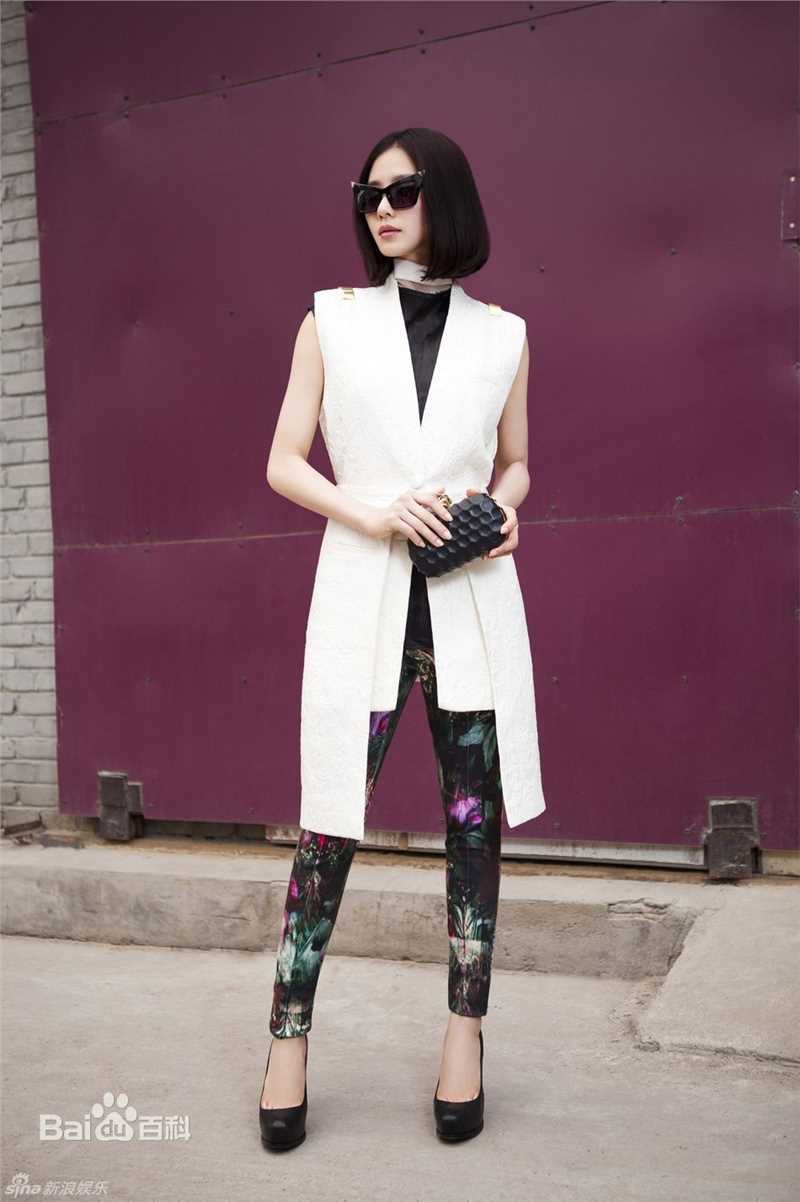刘诗诗(Liu Shishi)时尚街拍图素颜照