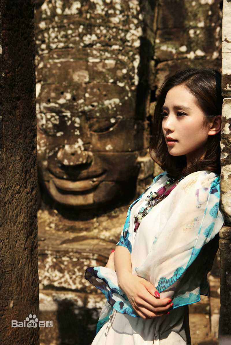 刘诗诗(Liu Shishi)时尚街拍图素颜照