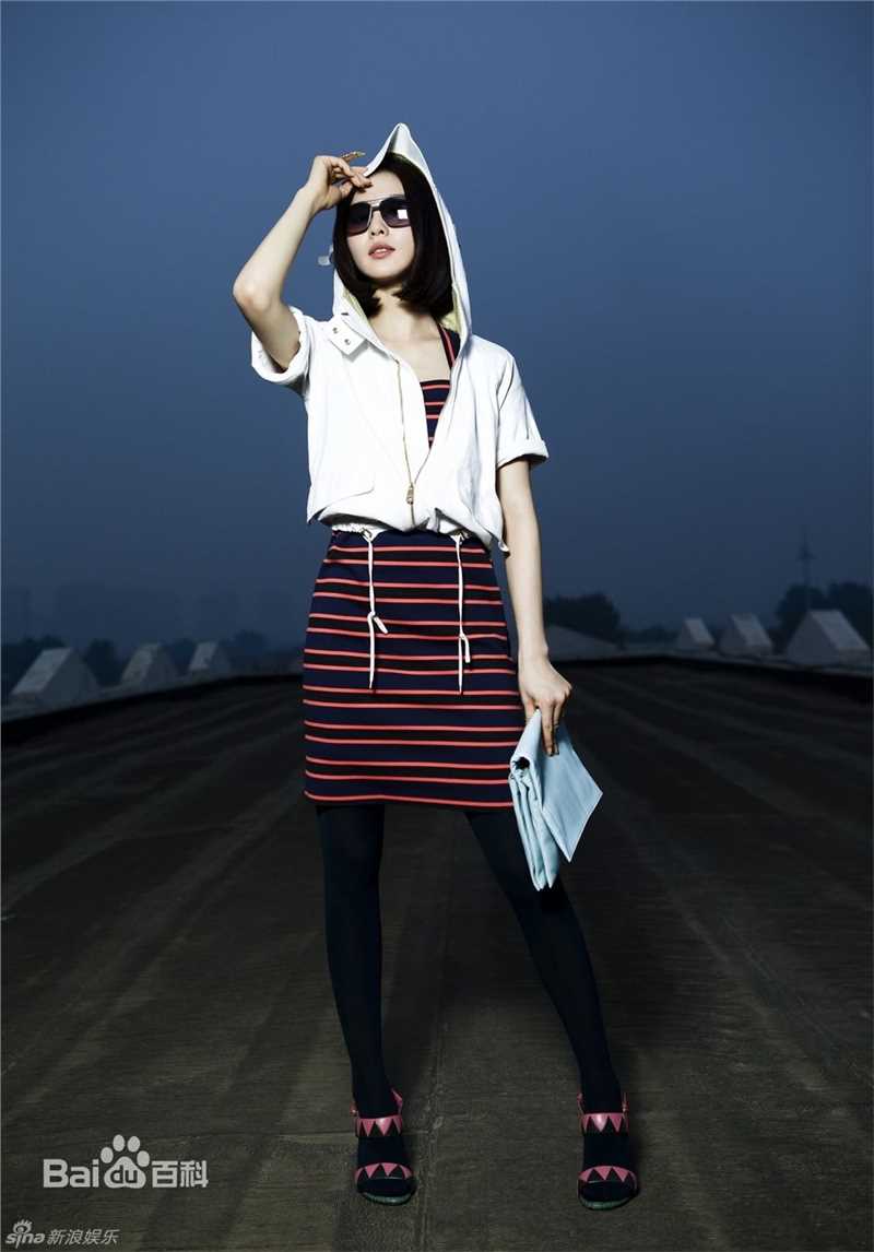 刘诗诗(Liu Shishi)时尚街拍图素颜照