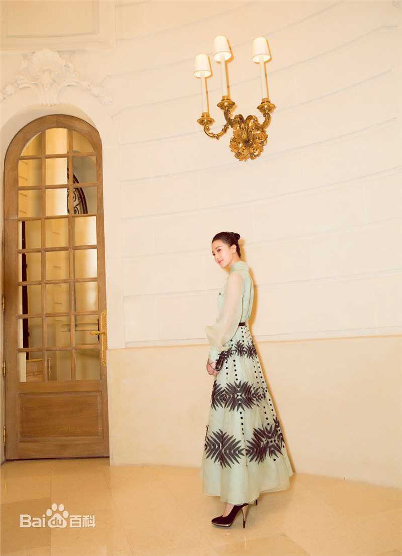 刘诗诗(Liu Shishi)Chanel巴黎高级手工坊系列大秀前后照片