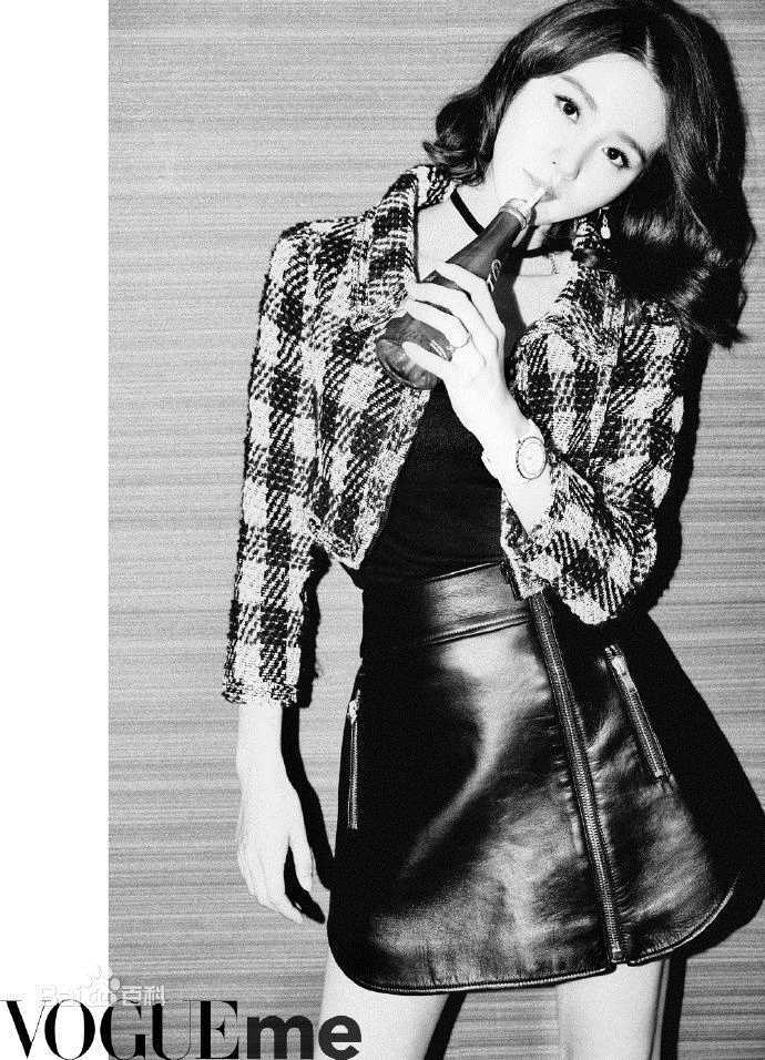 精选刘诗诗(Liu Shishi)在《VogueMe》中的图册