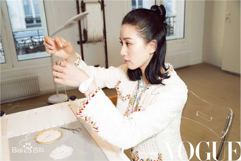 最优质刘诗诗(Liu Shishi)在《Vogue服饰与美容》中的相册