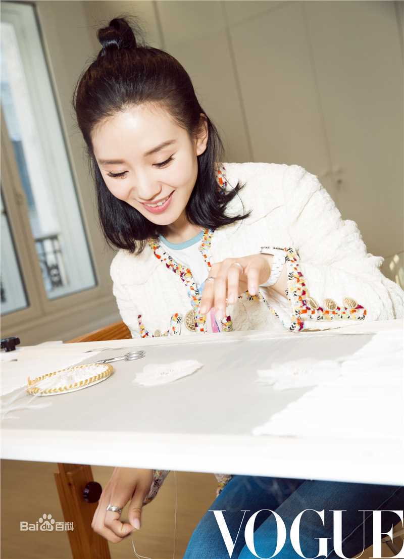 最优质刘诗诗(Liu Shishi)在《Vogue服饰与美容》中的相册