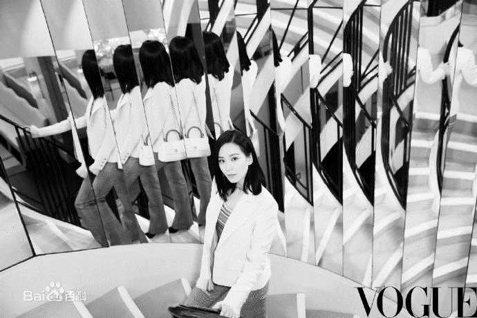 最优质刘诗诗(Liu Shishi)在《Vogue服饰与美容》中的相册