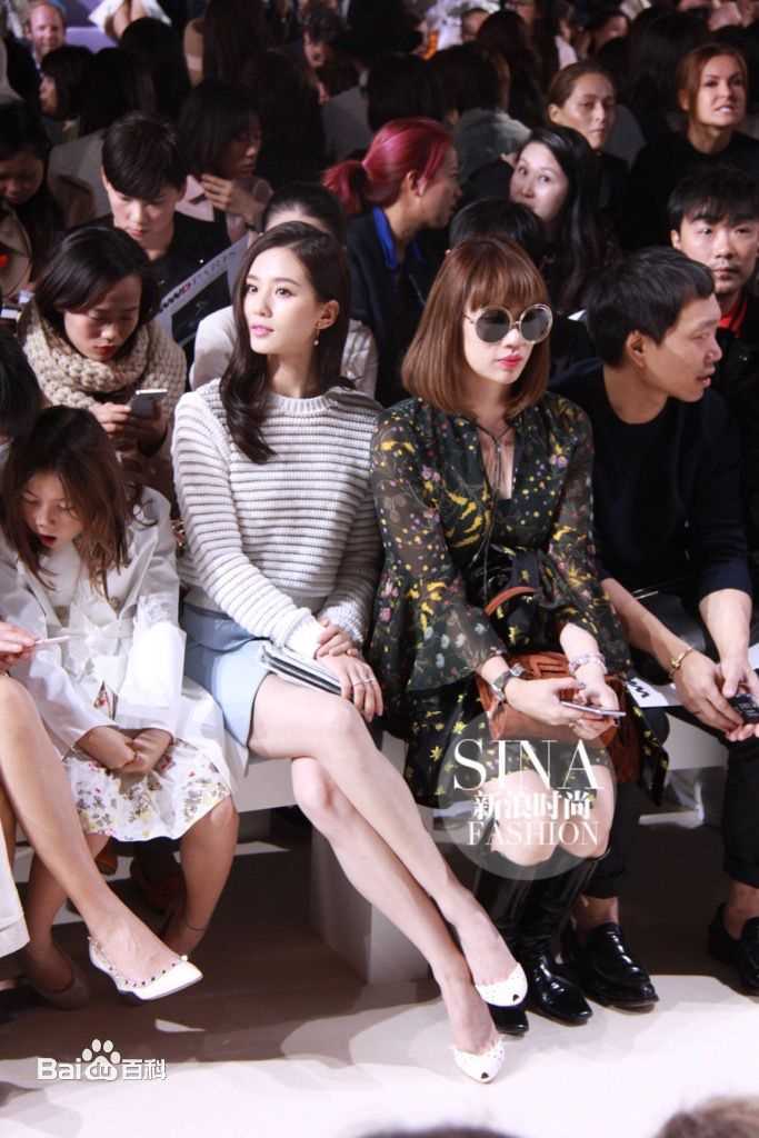 刘诗诗(Liu Shishi)纽约ToryBurch2018秋冬时装秀生活照