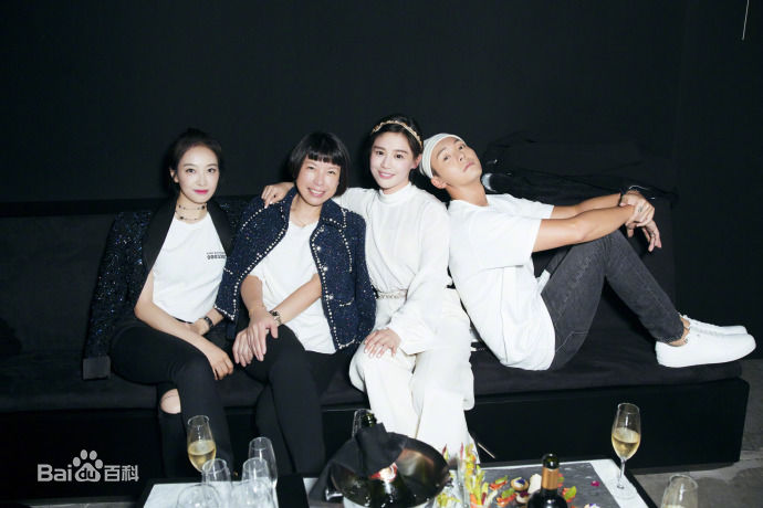 刘诗诗(Liu Shishi)香奈儿2017/18“古典的现代性”早春度假系列成都发布会图片图册