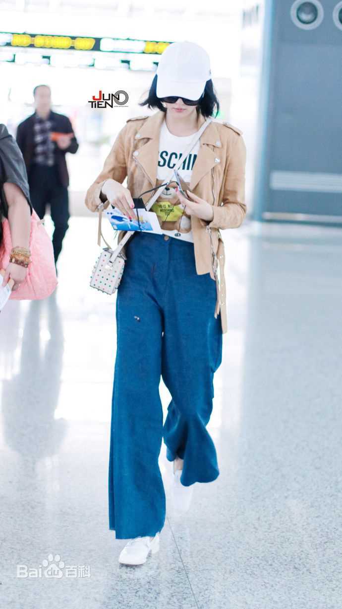 刘诗诗(Liu Shishi)机场路透生活照相册