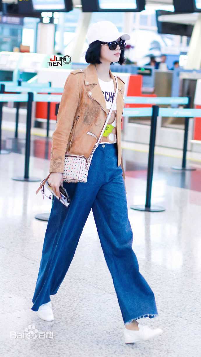 刘诗诗(Liu Shishi)机场路透生活照相册