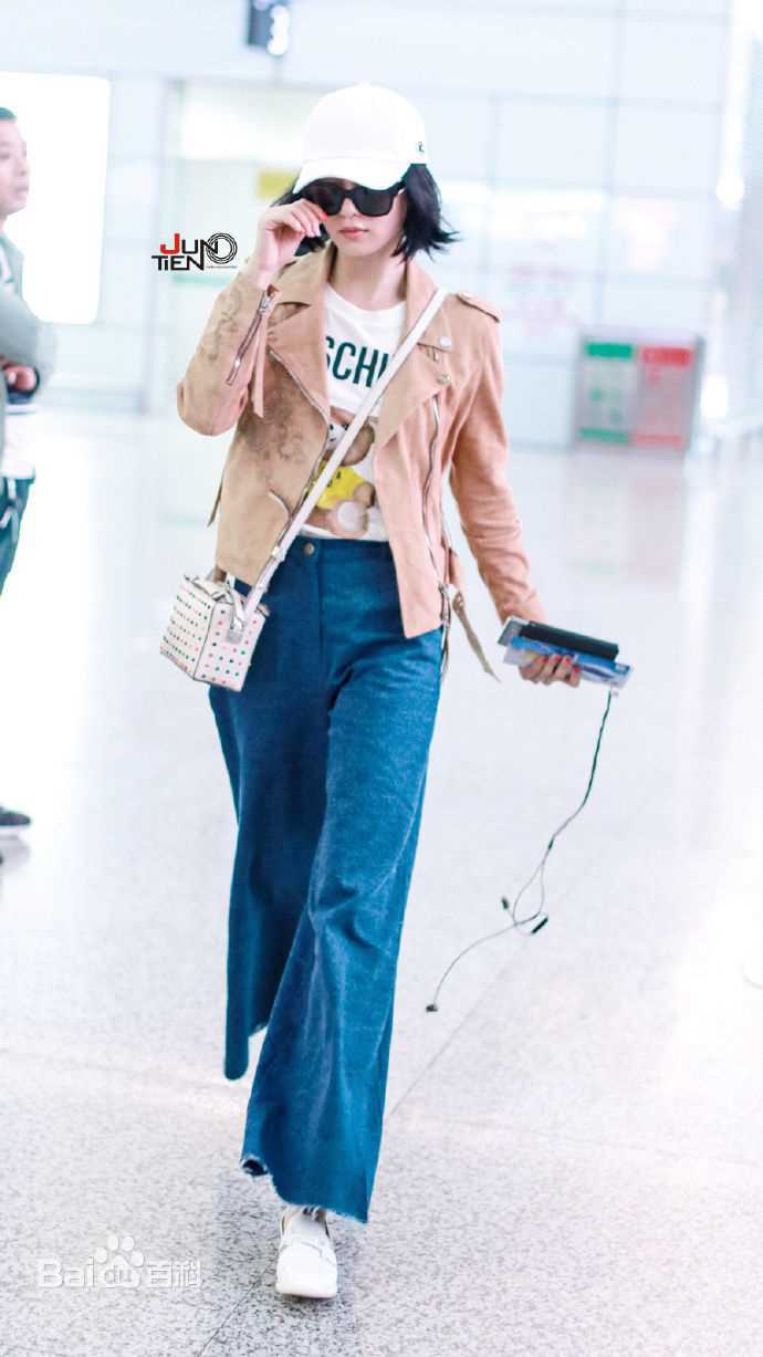 刘诗诗(Liu Shishi)机场路透生活照相册