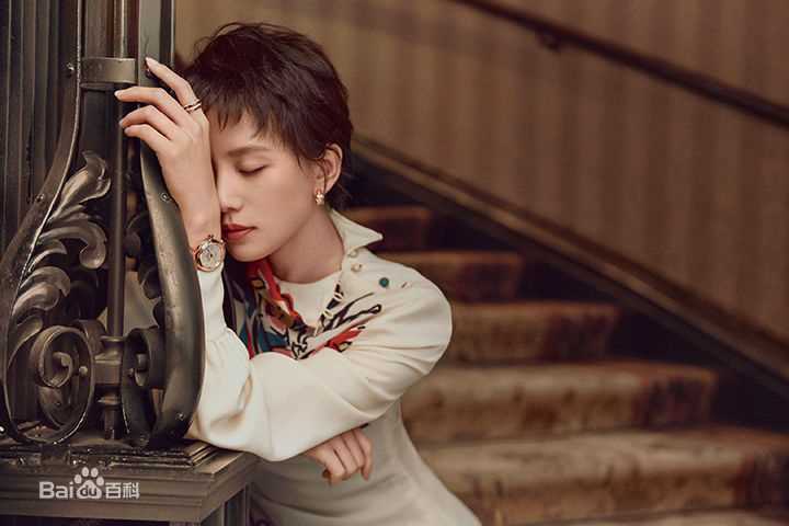 最全刘诗诗(Liu Shishi)在《iWeekly周末画报》中的壁纸