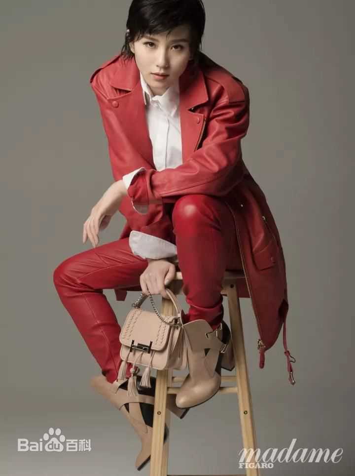 最全刘诗诗(Liu Shishi)在《madameFigaro》中的相册
