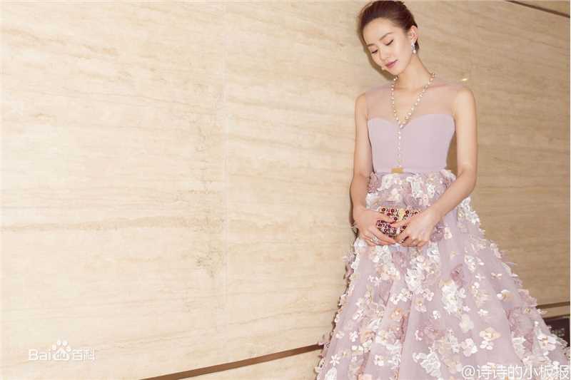 刘诗诗(Liu Shishi)2016BAZAAR明星慈善夜素颜照相册