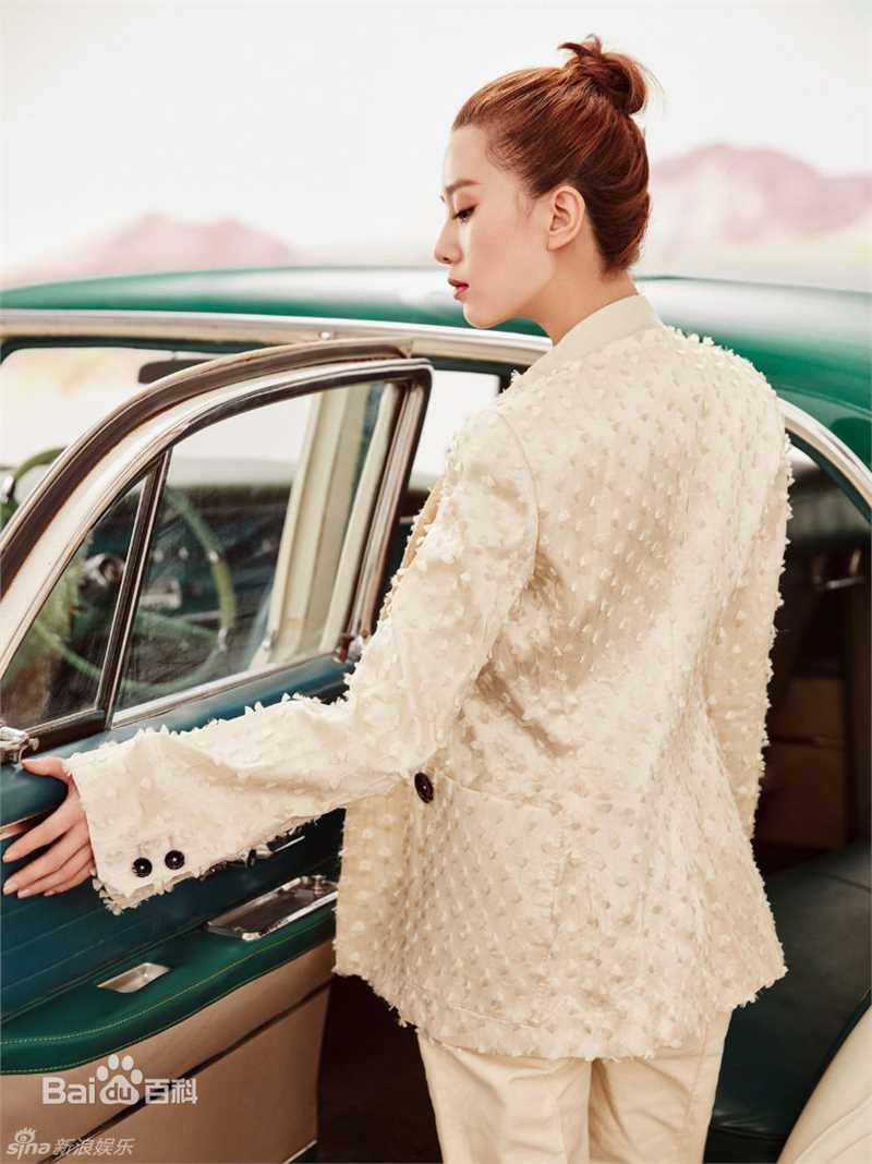 精选刘诗诗(Liu Shishi)在《瑞丽伊人风尚》九月刊中的图册