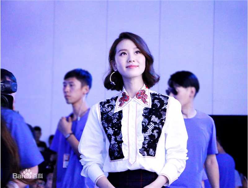 刘诗诗(Liu Shishi)红米代言新款发布会图册