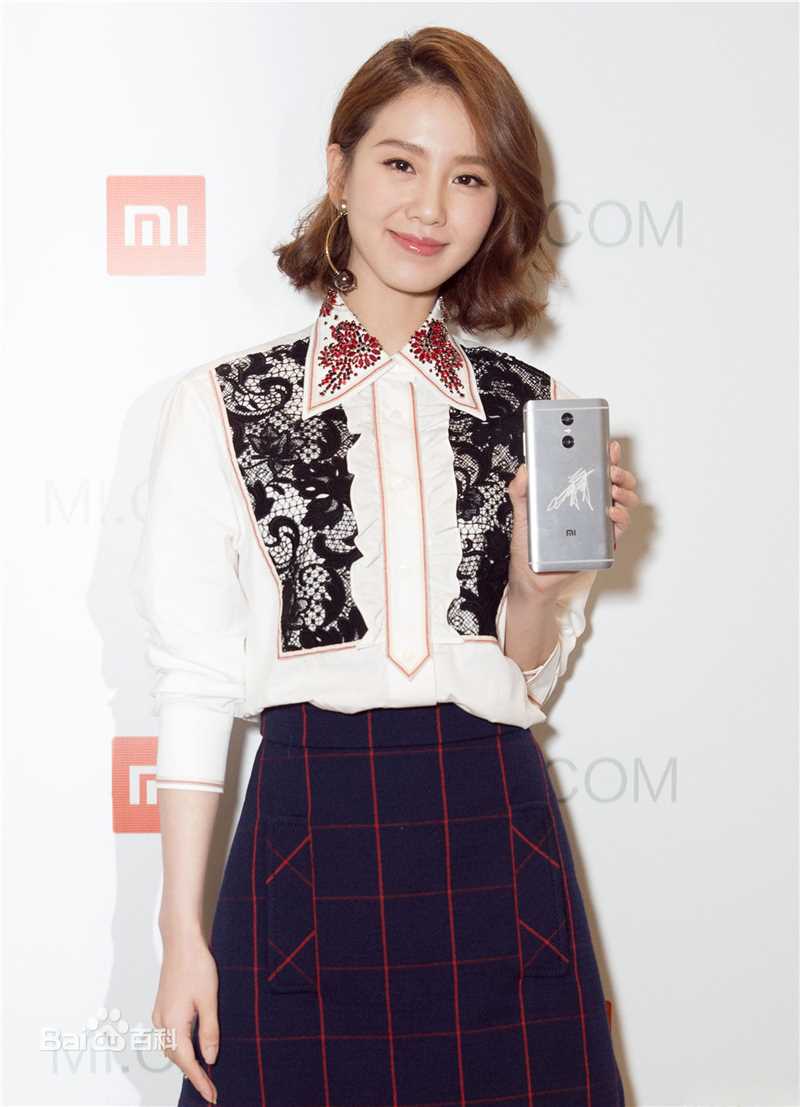 刘诗诗(Liu Shishi)红米代言新款发布会图册