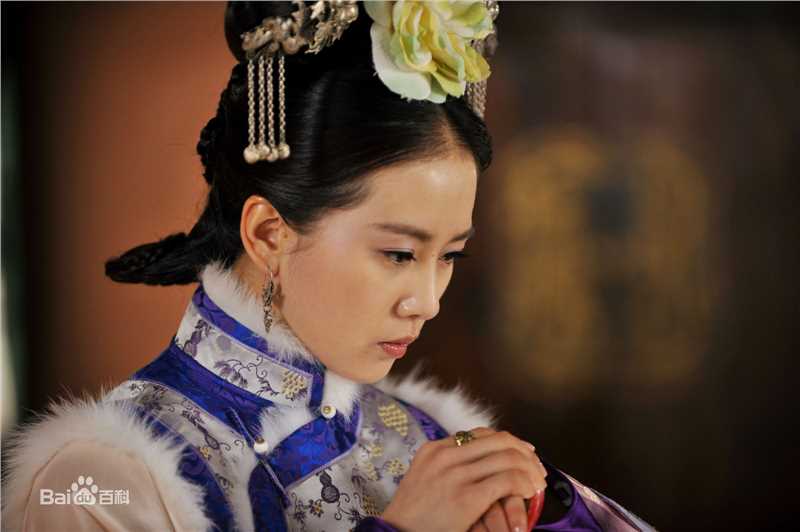 刘诗诗(Liu Shishi)在《步步惊心》饰马尔泰·若曦张晓中的