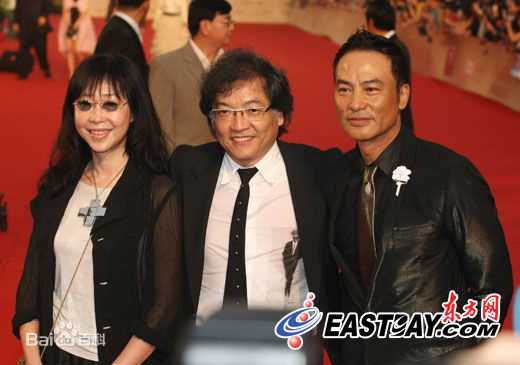 张婉婷与罗启锐素颜照相册