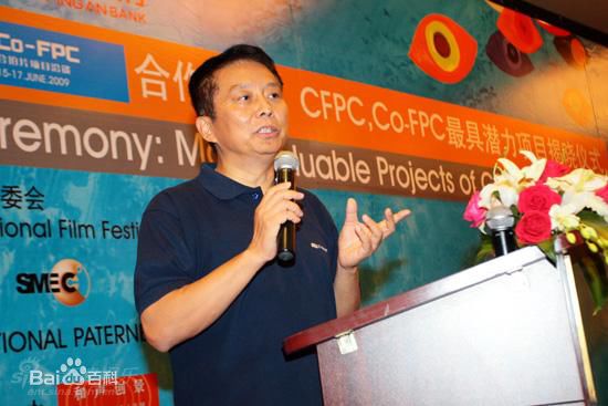 黄建新导演图册