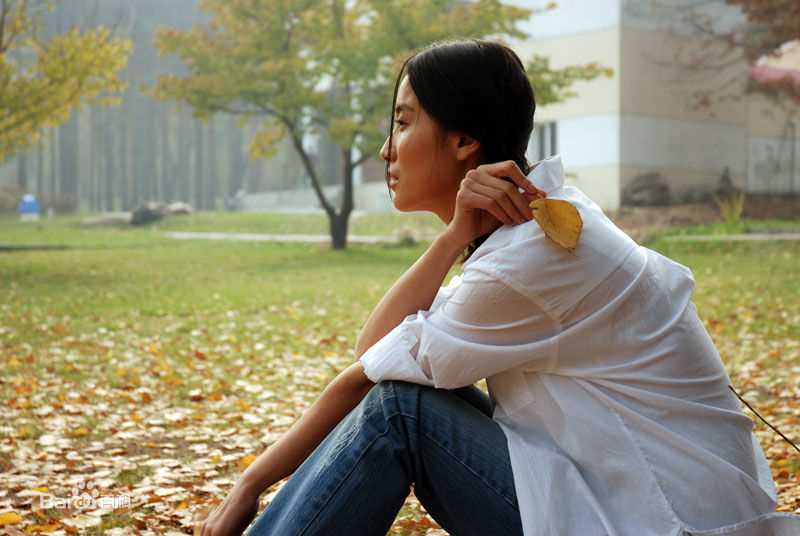 精选宋佳(Song Jia)在2009年《跟我的前妻谈恋爱》饰演俞晓红中的图册