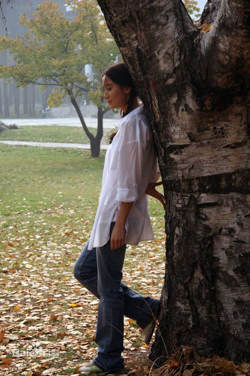 精选宋佳(Song Jia)在2009年《跟我的前妻谈恋爱》饰演俞晓红中的图册