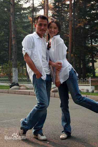 精选宋佳(Song Jia)在2009年《跟我的前妻谈恋爱》饰演俞晓红中的图册