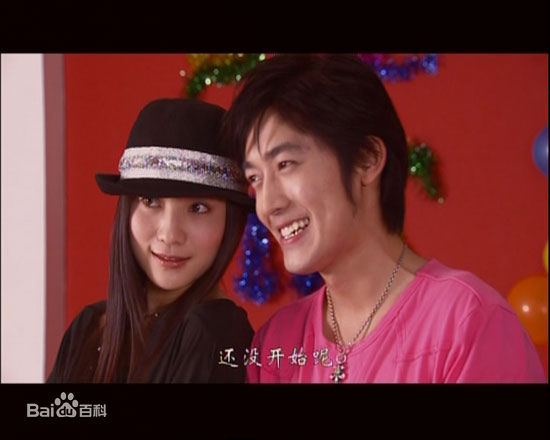 最新宋佳(Song Jia)在2006年 《谈谈心恋恋爱》饰演林巧儿中的壁纸